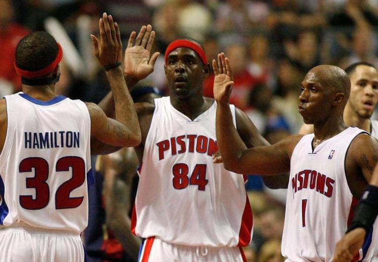 跟队：国米准备和卡洛斯-奥古斯托谈续约，双方已初步接触（队记：国米拟与卡洛斯-奥古斯托商谈续约，双方已展开初步沟通）