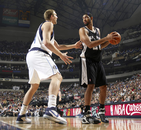 随着阿森纳2-0，利物浦1-1，切尔西1-3爆冷，英超最新积分榜出炉（英超积分榜更新：阿森纳2-0取胜，利物浦1-1战平，切尔西1-3爆冷落败）