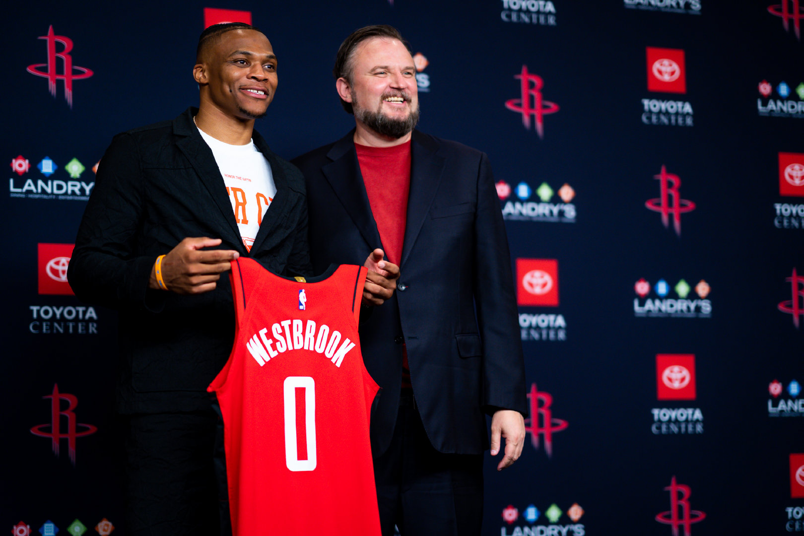 中国女足0-8不敌英格兰女足，追平队史最大比分输球纪录（中国女足0比8负于英格兰，追平队史最悬殊败绩）