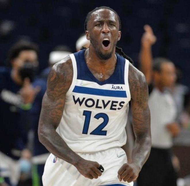 圣吉罗斯主帅：马竞有弱点也会丢球，我们不是来这里旅游的（圣吉罗斯主帅：马竞并非无懈可击会失球，我们此行不是来观光的）