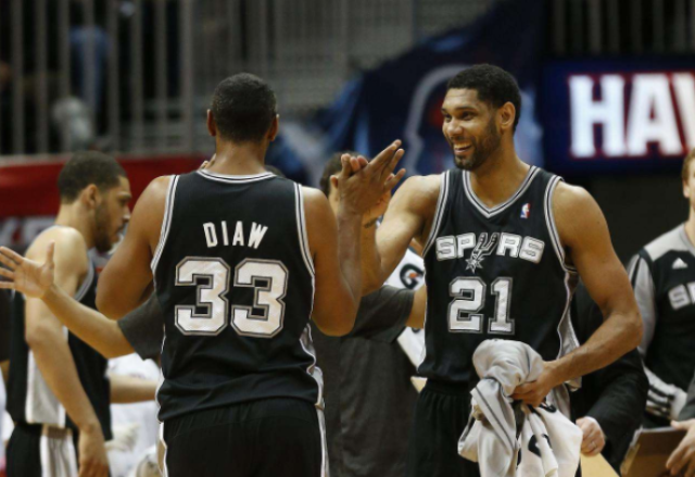 库里至少再缺席3场！科尔表示期待他能在与森林狼的比赛回归（科尔：库里至少还将缺席3场，争取战森林狼时复出）