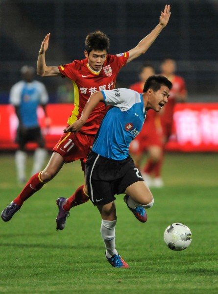 柏林联合vs海登海姆：郑优营、容诺夫首发，派林格、多施出战（柏林联合战海登海姆：郑优营、容诺夫先发，派林格、多施出场）