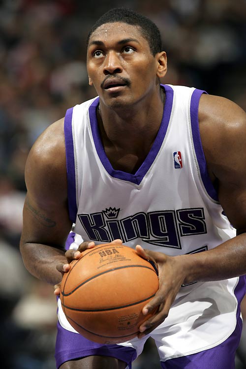 输给米兰后拉齐奥对主裁判不判罚点球不满，决定新闻沉默（拉齐奥不满主裁未判点球，负于米兰后宣布对媒体静默）