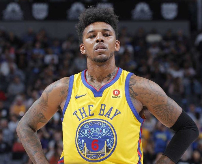 记者：吉乌飞往桑德兰的航班被推迟，但交易没告吹（记者：吉乌赴桑德兰航班延误，交易未受影响）